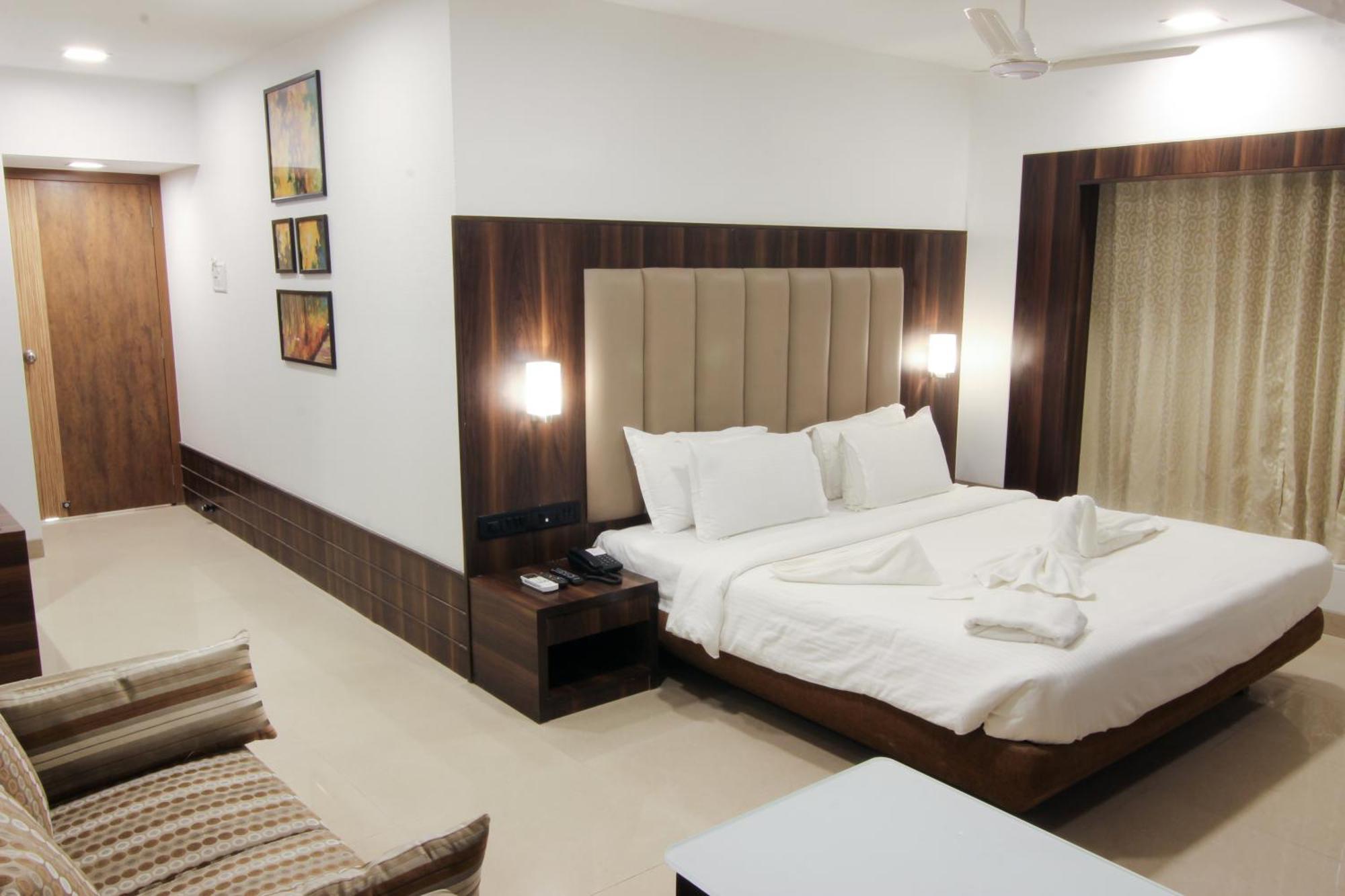 Golden Chariot The Boutique Hotel Bombay Esterno foto